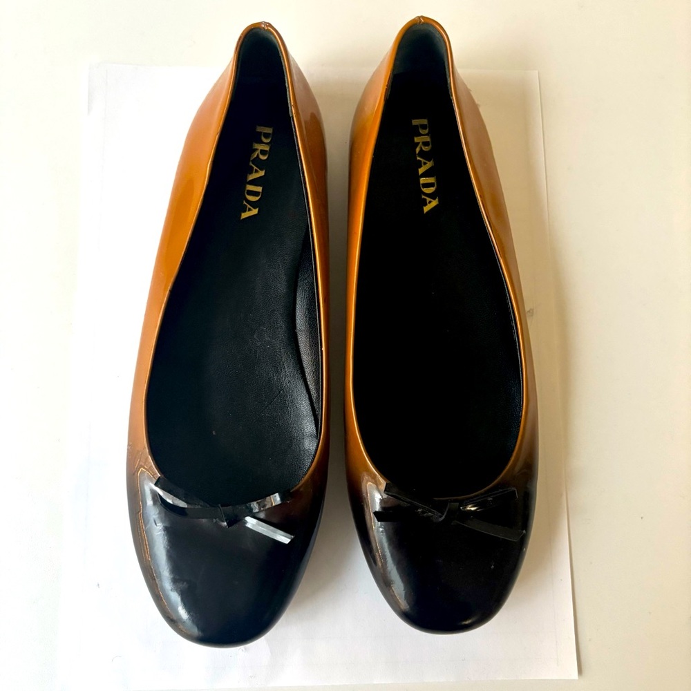 PRADA Ombré Black Brown Ballet Flats Size 6.5 Patent Leather Designer Shoes